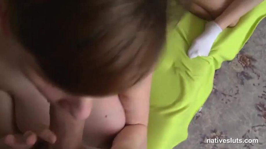 Chicas estudiantes impresionantes listas para una orgía salvaje